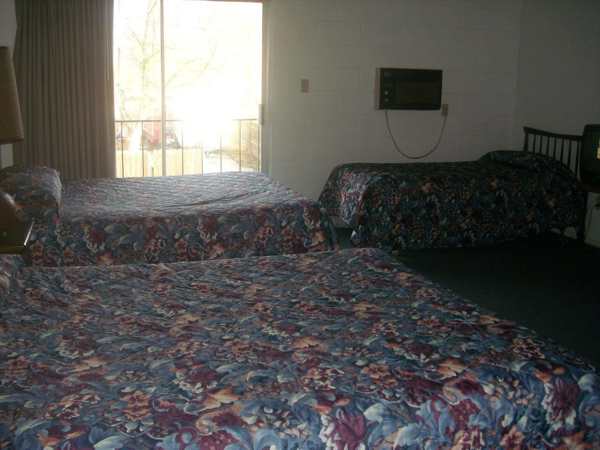 M&M Motel Connell Εξωτερικό φωτογραφία