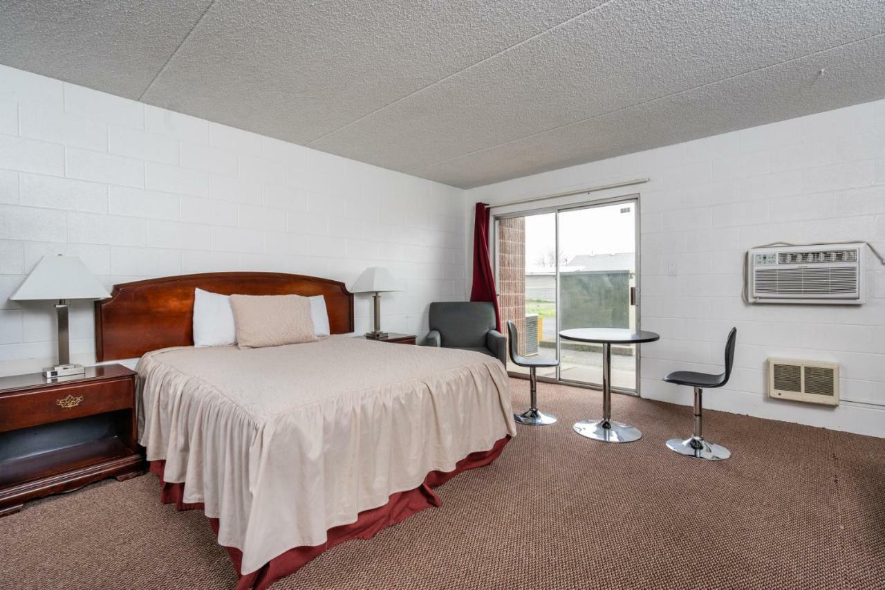 M&M Motel Connell Εξωτερικό φωτογραφία